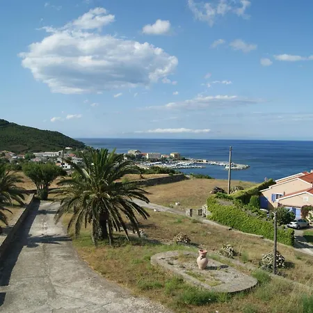 Vue Sur - Les Pins *
