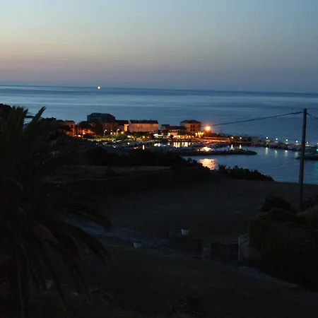 Vue Sur - Les Pins Apartment