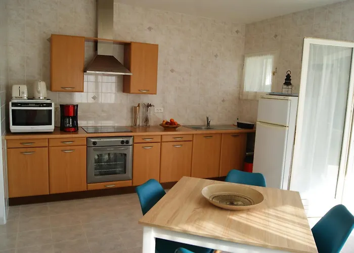 Vue Sur - Les Pins * Cagnano